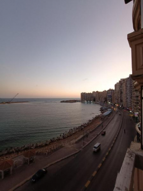 الاسكندرية سيدى بشر بح��ى